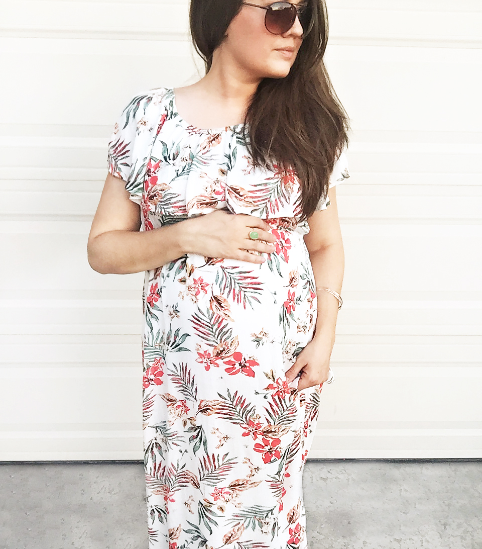Bump update at twenty weeks and my new favorite summer dress | HausOfLayne.com #Style #Maternity