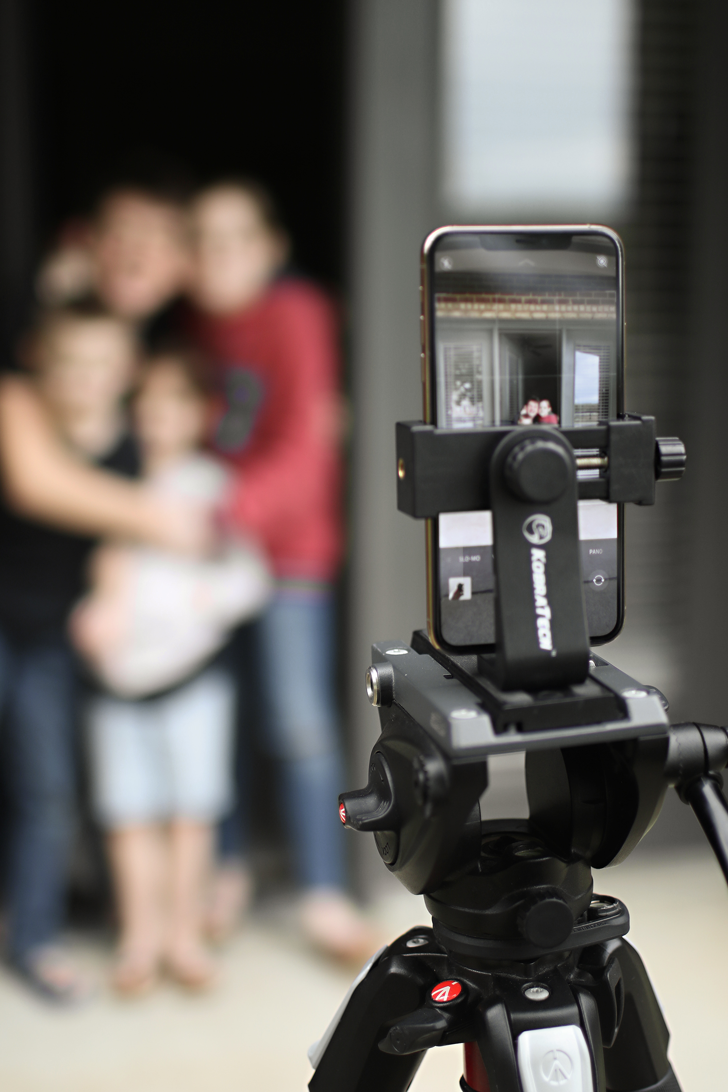 How to Create a Family SelfPortrait Using Your iPhone Kara Layne