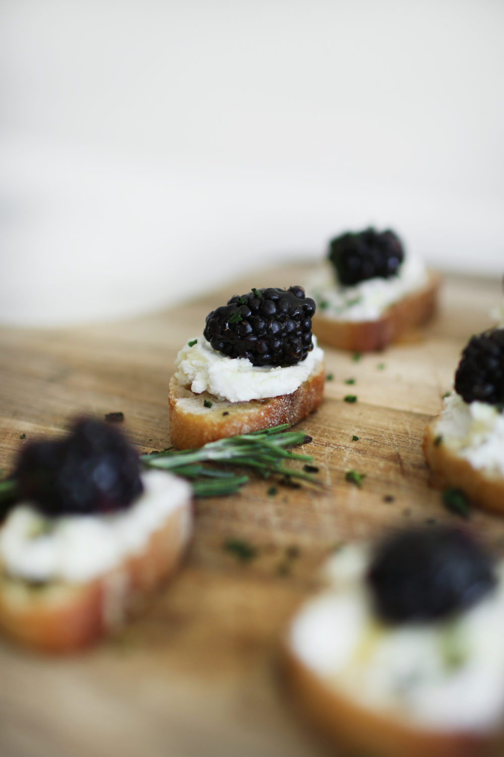 Blackberry & Goat Cheese Crostini Appetizer Kara Layne