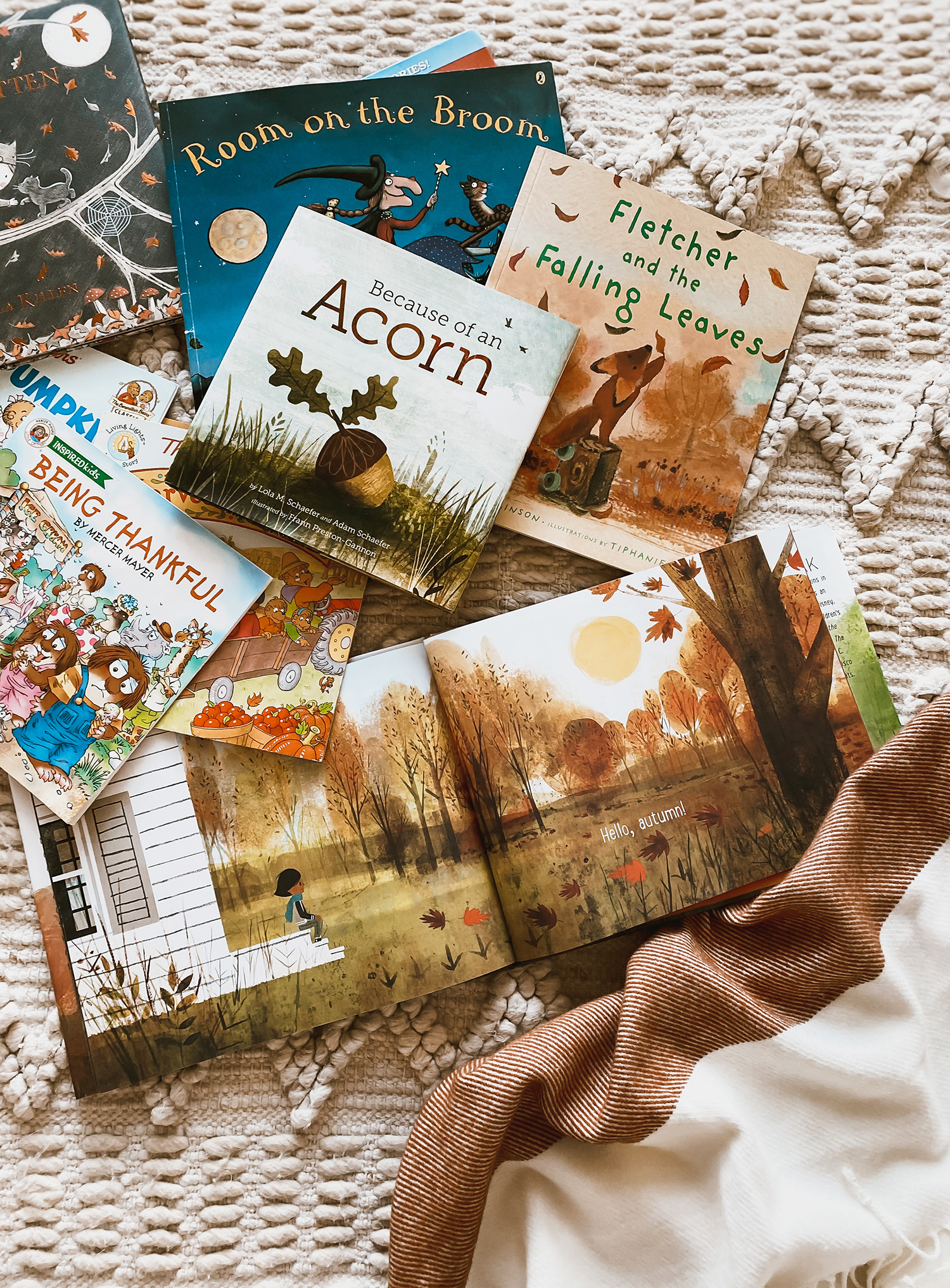 I love pulling out seasonal reads for our family library and for the kids to enjoy. Over on the blog I have gathered up our favorite fall reads along with a few things I have found to make reading in our home more enjoyable. Catch it on KaraLayne.com!