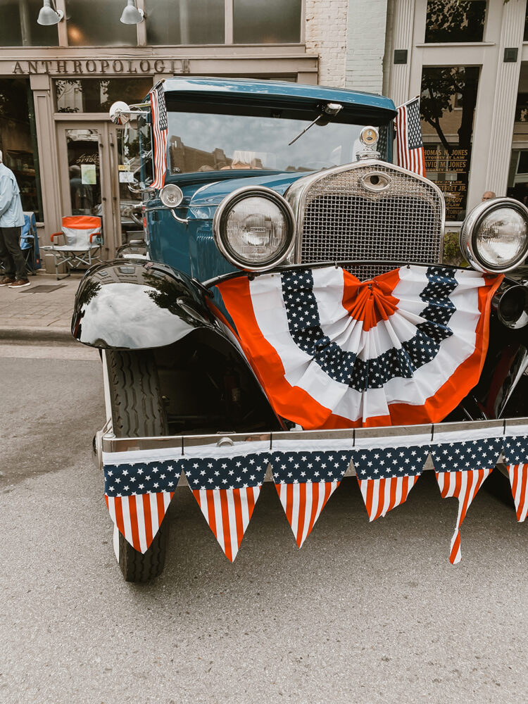 Fourth of July in Franklin, Tennessee is unlike any other. From the Main Street festival to the epic American flag displays all around the town - we sure do love this country and the feeling of a small town. Giving you a peek into our Fourth of July celebration with our brood!