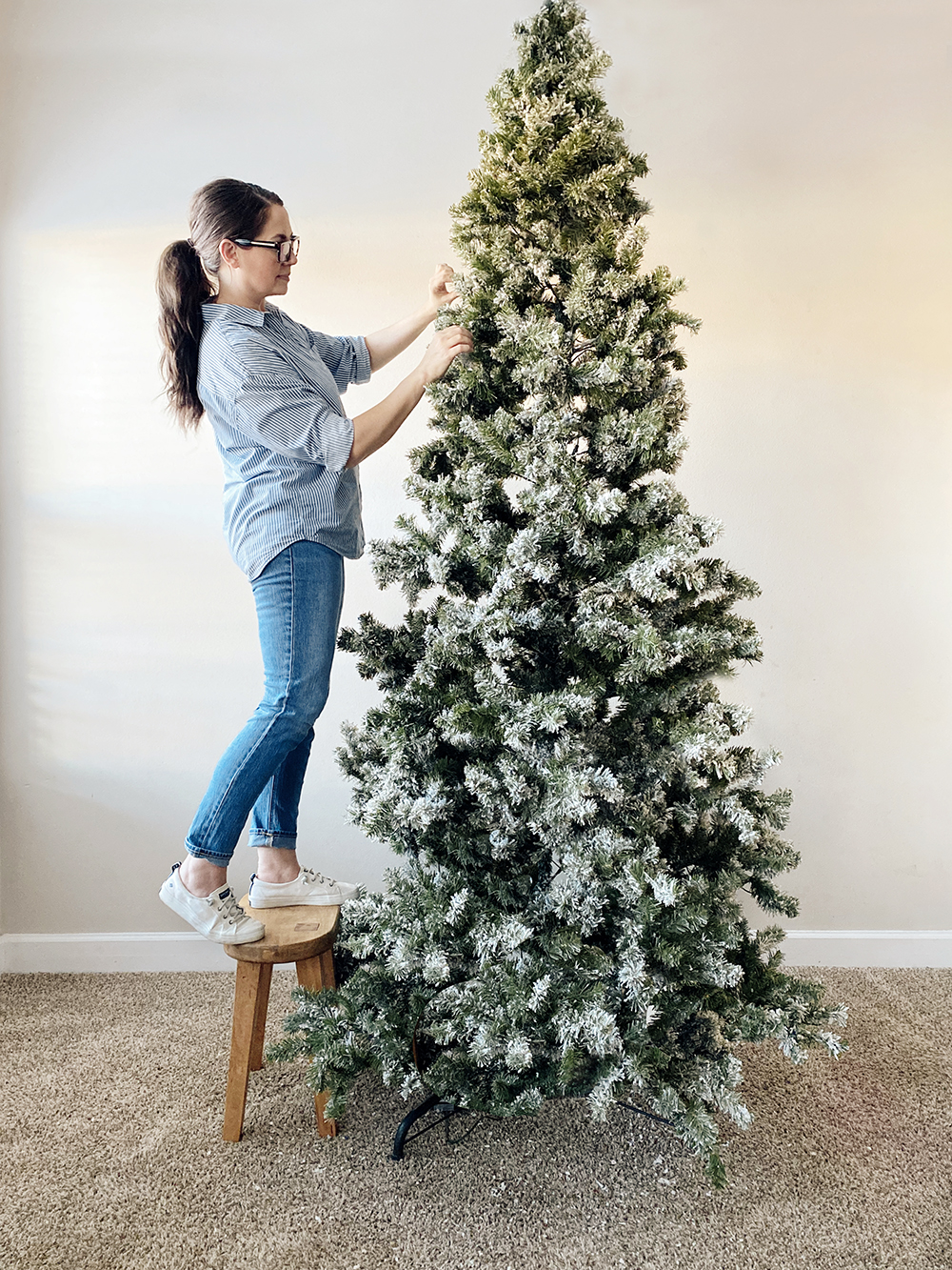 Discover how decorating early for the holidays brings more joy, less stress, and intentional moments. Click to get my tips for a calm holiday season with plenty of the magic!